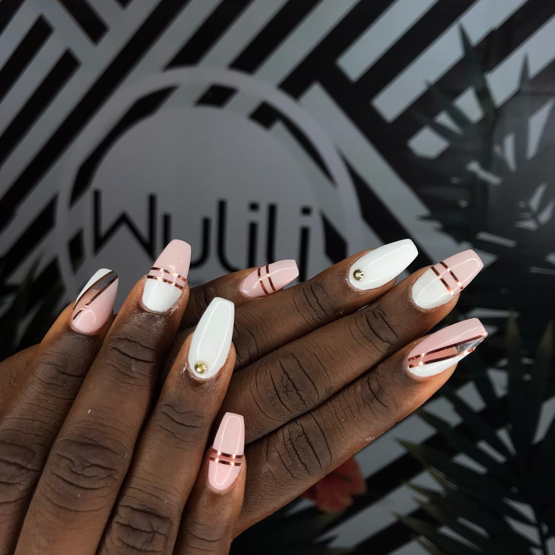 wulilinbs's tweet photo. W U L I L I   CREATIVITY 🎨🧚🏾‍♀️

( Thread 👆🏽 &amp; 👇🏼) 

#RT Apprécié 😊

#wulili #gelnails #douala #cameroun #nails #wulilinbs #nailscreation https://t.co/F1wuLv1l6k