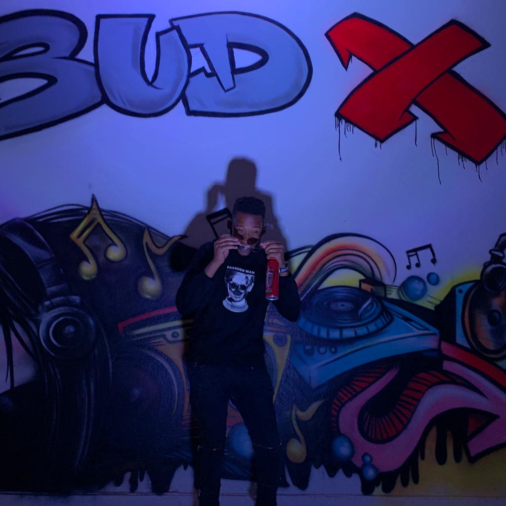 Chris_AwesomeZA's tweet photo. @BudweiserSA #BudX #LABJHB 😎😎😎 https://t.co/GWCltLcMRM
