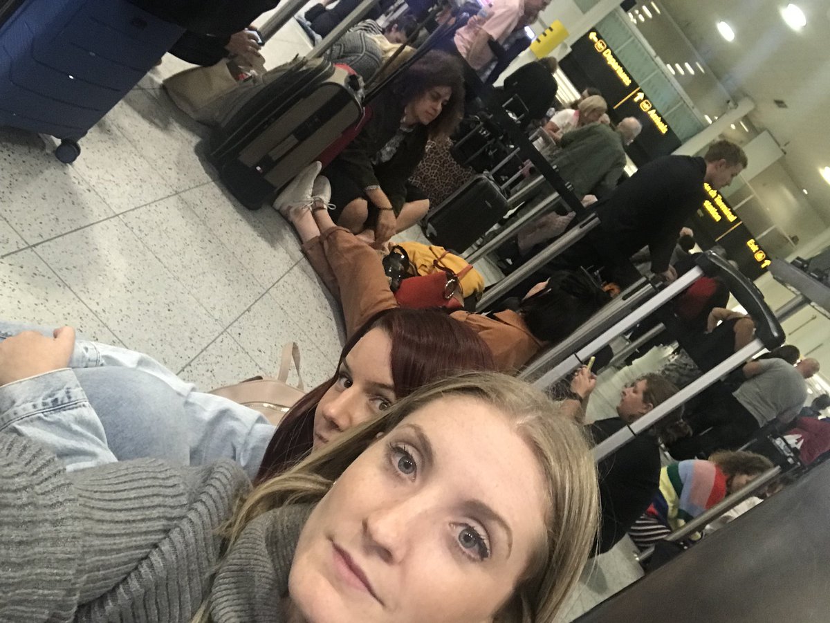 BegoSanzM's tweet photo. @airmalta thanks for the update. I am still in gatwick with no clue about where you are sending me to, you only have provided a £10 for a drink and a bottle of water for a 8 hours delayed flight. You only relocated 26 random passengers to Heathrow, what about the rest ? https://t.co/jnSnBpzG9x