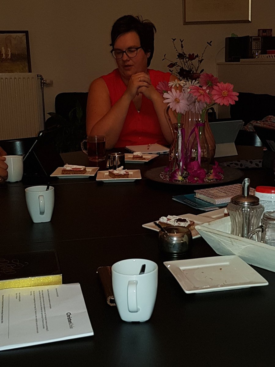 MarthaAbbema's tweet photo. Vanavond #CUTwente
Te gast in @Gem_Enschede bij CU raadslid Hadassa Meijer.
In het Huis van Verhalen in #Roombeek.
Mooi om te zien/horen hoe dit huis nog steeds buurthuis voor de Roombeek is. https://t.co/aNtqsnbM06