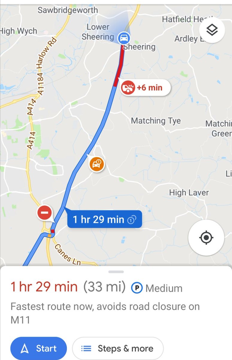 tatiana_cocerva's tweet photo. Avoid #M11! #Accident between #junction7 and 8. We are stuck here more than 1 hour and unable to chose an alternative route! Both lanes are closed. 😫 https://t.co/cQsAqOC7k8