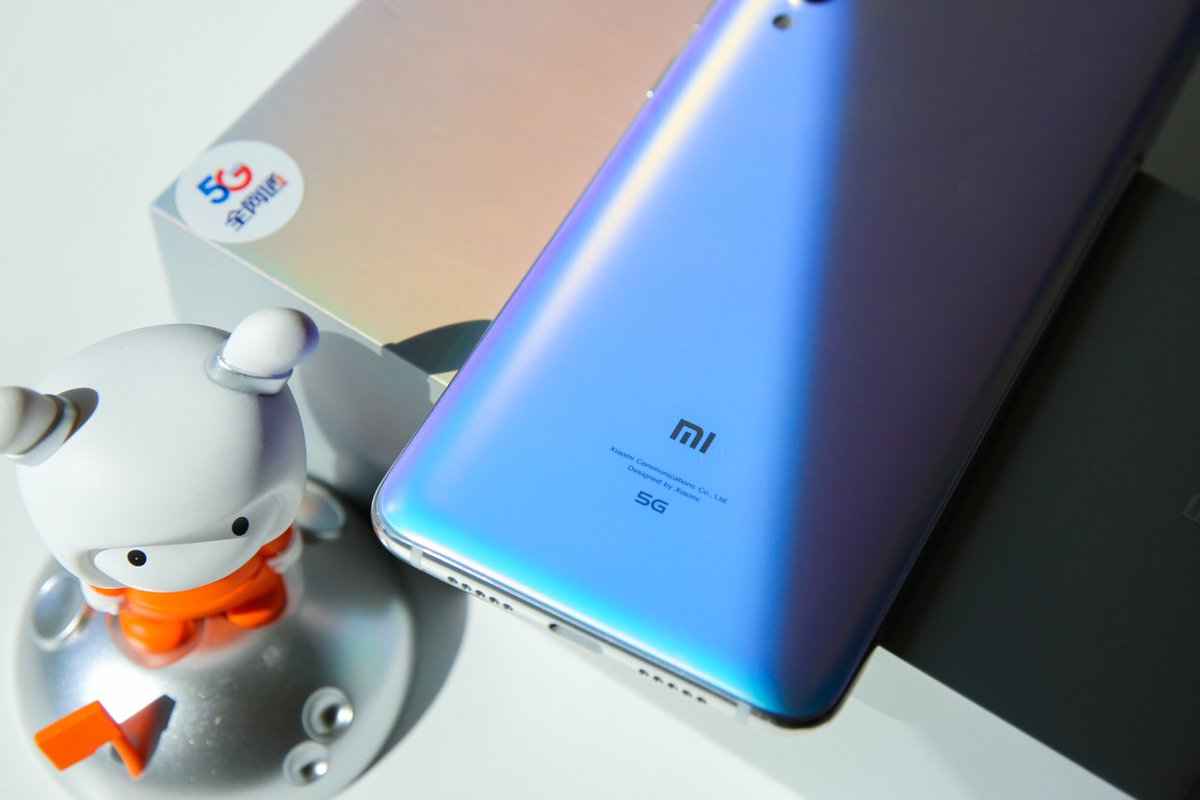 DesiVibWithAman's tweet photo. I wish we could ever get this one in India.
#redmi #xiaomi #mimix4 #mimixalpha #mi9pro5g #MIUI11 #MiTVPRO https://t.co/A5FH4qUraT https://t.co/1yprhTdMGV