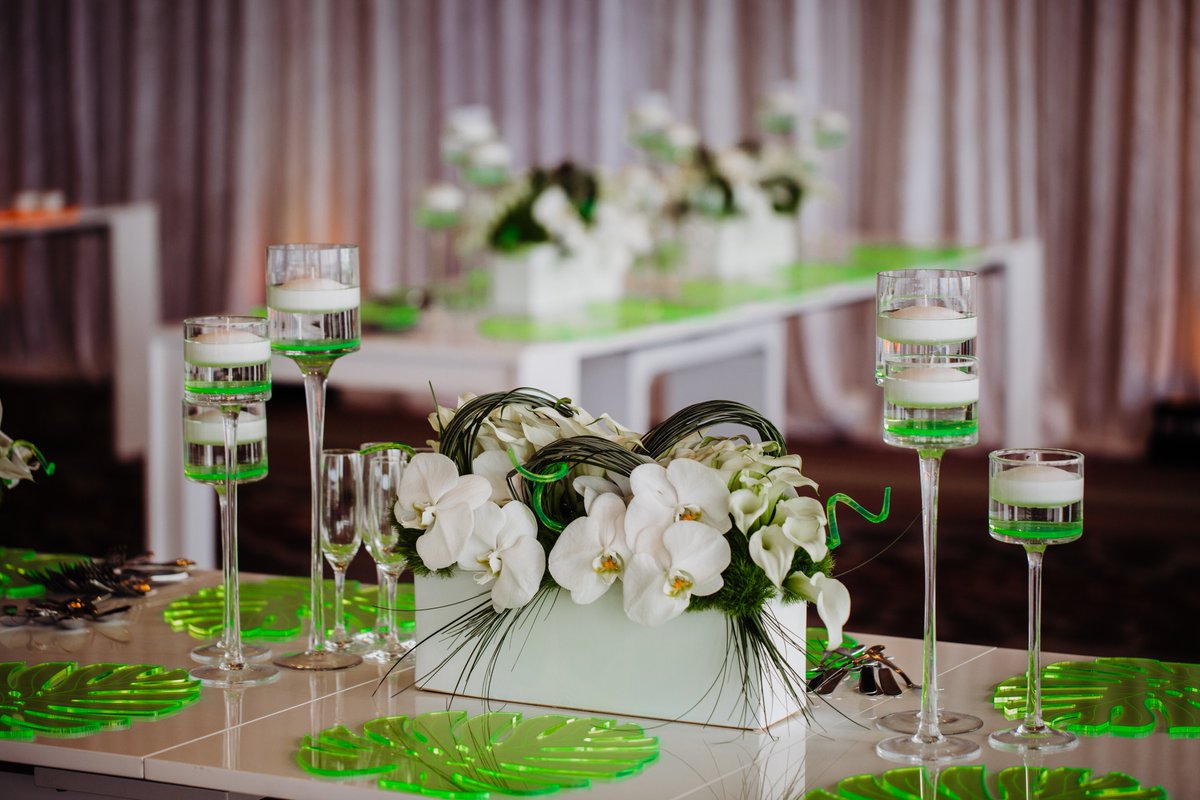 SoCoolEvents's tweet photo. Chic with an #OhSoCool twist! Introducing our latest venture: Neon Acrylic Fabrication!✨🧡

#CustomCut #NeonAcrylic #AcrylicDecor #CreativeEvents #EventPlanning #EventFurniture #CreativeWeddings #MiamiEvents #OrlandoEvents #SoCoolEvents #Weddings #Events #LaserAcrylic #Neon https://t.co/m2GQqcVXSF