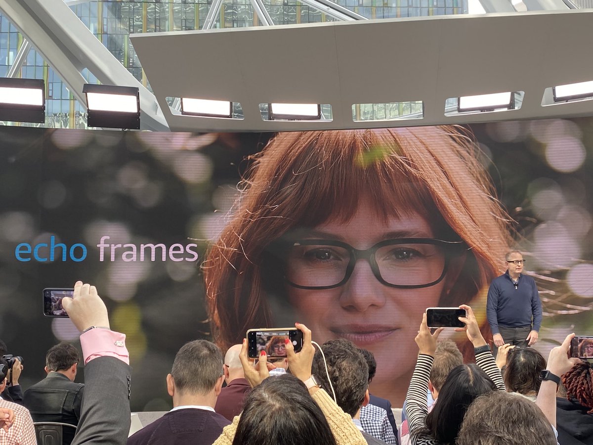 Вкратце: осенняя презентация Amazon с «умными» очками, кольцом, аналогом AirPods и голосом Сэмюэла Л. Джексона в Alexa