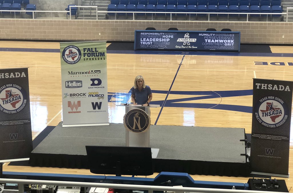 ArriolaSuzette's tweet image. Dr. Susan Elza UIL Athletic Director sharing her exceptional wisdom #UILLEADER #THSADA #WeAreEC @ECISDtweets @ECHShornets @echsathletics1 @joehubb74