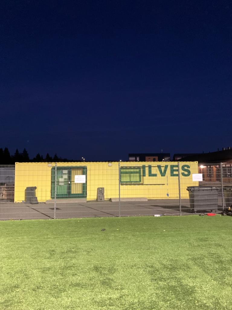 Tampereen pimenevästä syysillasta 1-5 voitolla kotia kohti! Kiitos pelistä  <a href="/IlvesJrP06/">Ilves A+B+B2</a> #ell #mitalisarja #sininensydän