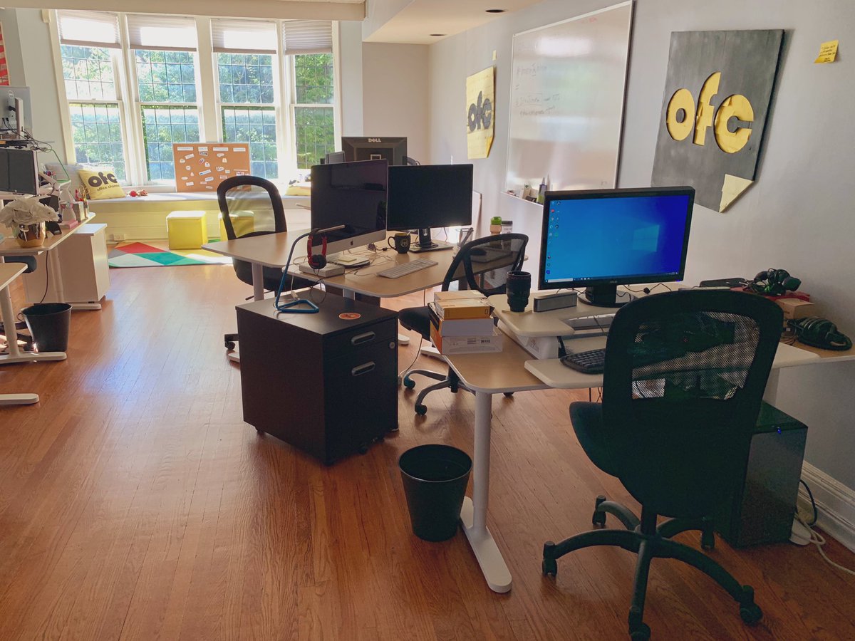 seanschools's tweet photo. First day in the new work space! Big thanks to the amazing @OFCcreative for hosting me. 

Open minds + Creative relationships = mutual productivity https://t.co/RzCqFVdvZ7