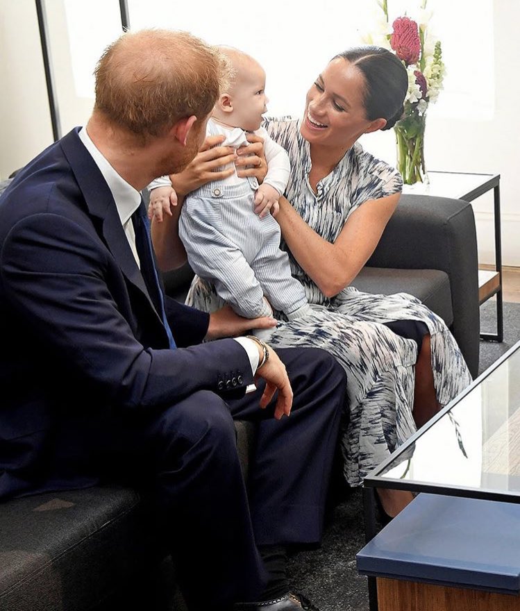 FirstLadyJenn's tweet photo. Today has been the best day ever! Having a great day at work and then photos and vids of Master Archie meeting Archbp. Desmond Tutu! He clearly looks just like his daddy! ๐ฅฐ๐ฅฐโบ๏ธโบ๏ธโจโจ #SussexSquad #SussexRoyalTour #HiArchie ๐๐พ๐๐พ๐๐พ๐๐พ https://t.co/ZmNmGM2nug