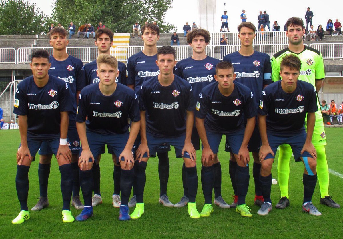 FAMG_PL's tweet photo. ๐ฅ๐ฎ๐น
First goal of @EmcheSzymon
In @USCremonese ๐ช๐ป๐ฎ๐น๐ฅ#szymon #emche #fase #famg #primavera #seriea #serieb #cremonese #talent #footlink #management #drankowski #football #instahappy #instasport https://t.co/NNXeshl6Ps
