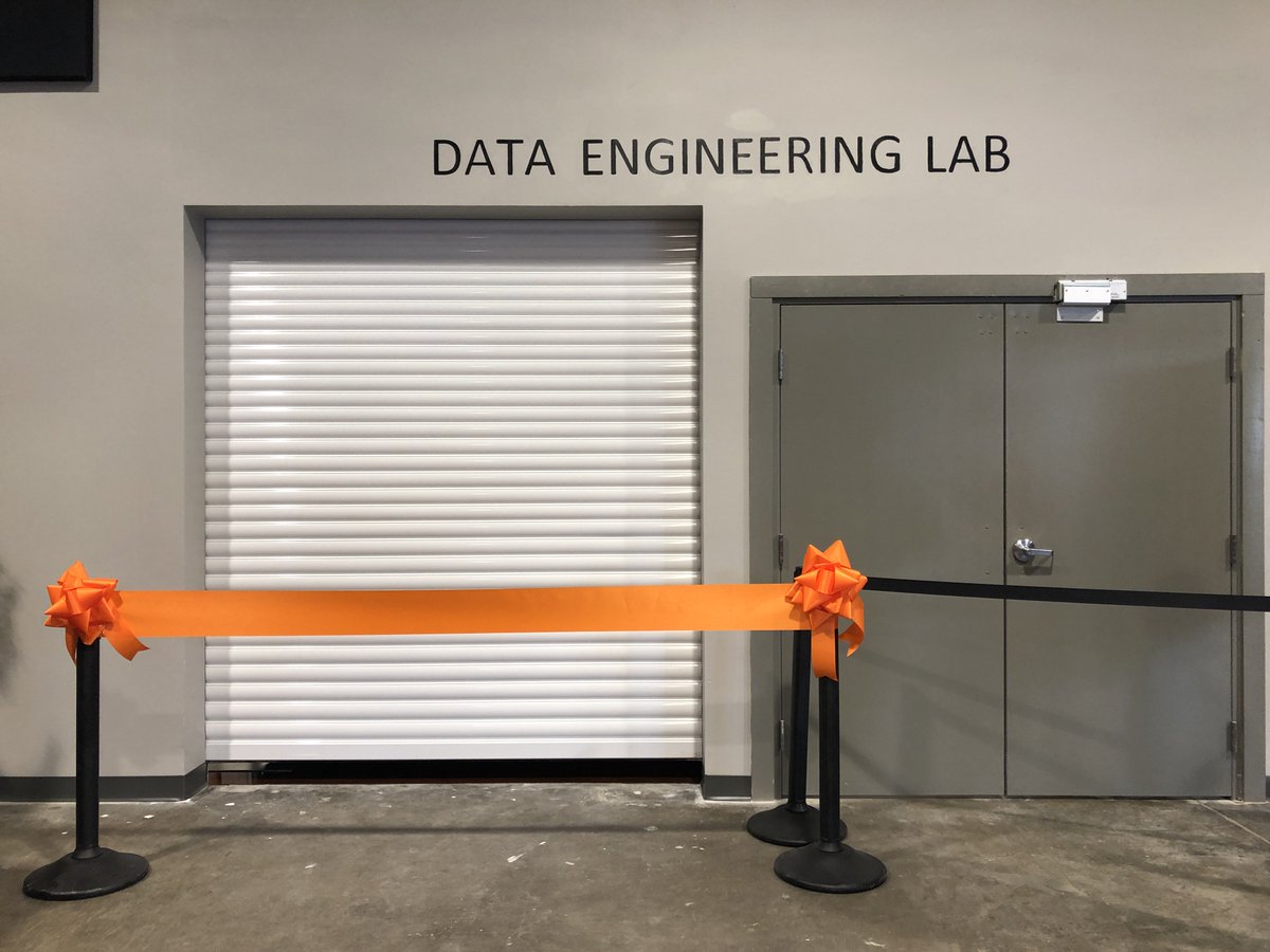SOFWERX's tweet photo. The USSOCOM Data Engineering Laboratory is officially open! 50 companies participated in a tech expo and three keynote speakers, the launch was a roaring success. We expected nothing less from this hub of data engineering innovators dedicated to solving Warfighter challenges. https://t.co/WoPoYFFdRe