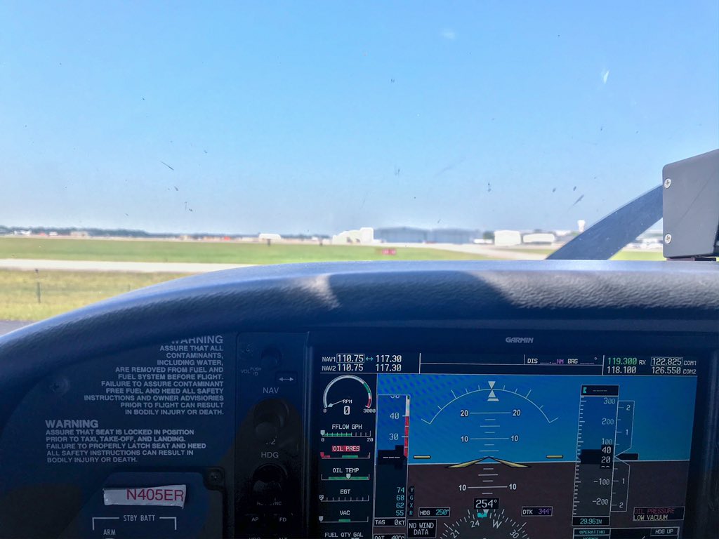 theFLFlyer's tweet photo. Got back from another exciting flight, and introduced to 50 Degree steep turns and pulled 4Gs, additionally pulling negative G’s during my emergency descent. Very bumpy and fun flying. https://t.co/w731gZ9q6e