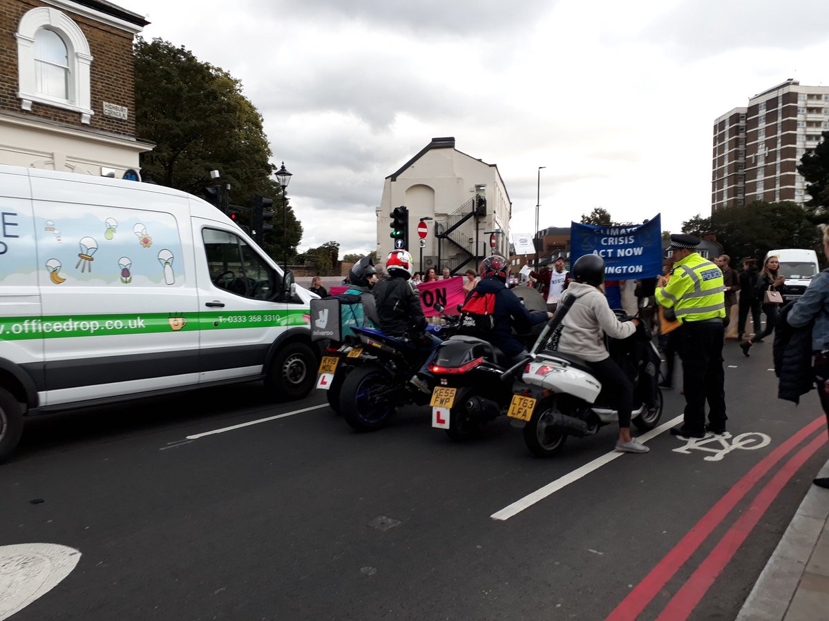 #ClimateCrisis Highbury and Islington demo