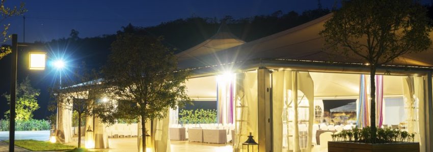 XtremeLighting's tweet photo. How To Host A Christmas Party For The Entire Holiday Season - Why host an office Christmas party for a few hours when you can celebrate the magical holiday for entire month? Many companies across the nation are renting our venues, making elaborate dinner reservations for a par... https://t.co/EpZsP3hez8