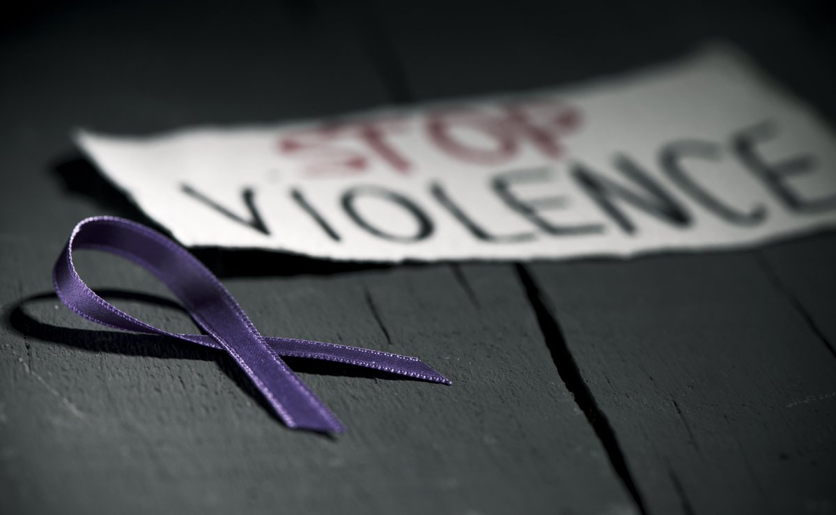 emoryhenry1836's tweet photo. 🎗#emoryandhenry has renewed its grant from the #OfficeonViolenceAgainstWomen to continue offering programs about gender-based violence awareness and prevention to students on campus. Read more at 🔗 https://t.co/top1UkifJX
#stopviolence #collegesthatchangelives #EHCARES https://t.co/36U3Z3IIlW