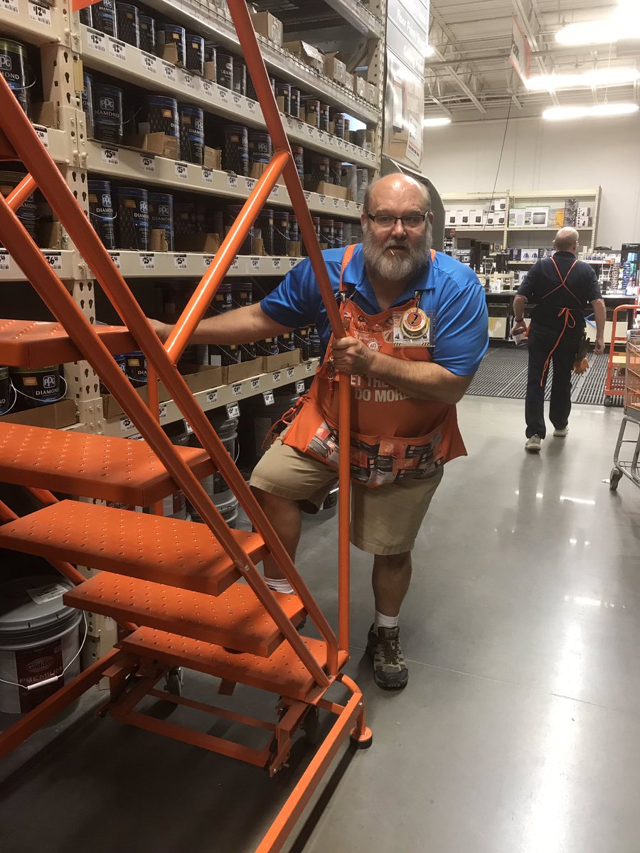 jennamontbriand's tweet photo. Thank you Wolf for checking the lock on the ladder and making sure our team is safe! #TheCello #D61safe @DepotHawkins @KevinMasseyTHD #npsafetyselfie https://t.co/xyH9Jlcpjj