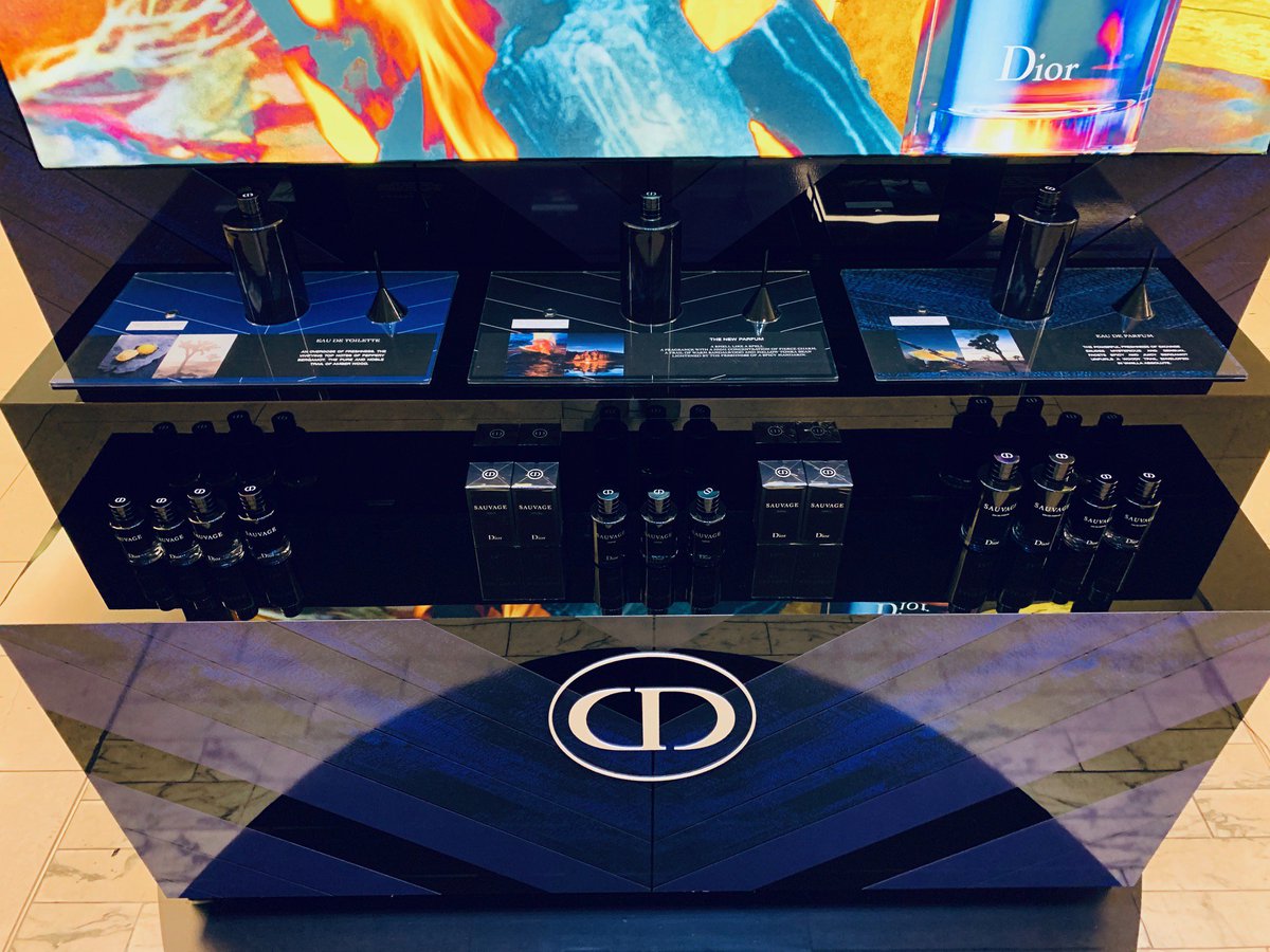 VisualCiti's tweet photo. Dior Sauvage Fragrance Display 
.
.
#visualciti #visualsoflife #visualmerchandising #merchandising #storedesign #visualprops #signage #colorful #custom #graphics #Dior #fragrance #displays #sauvage https://t.co/NjJx2l2K3P