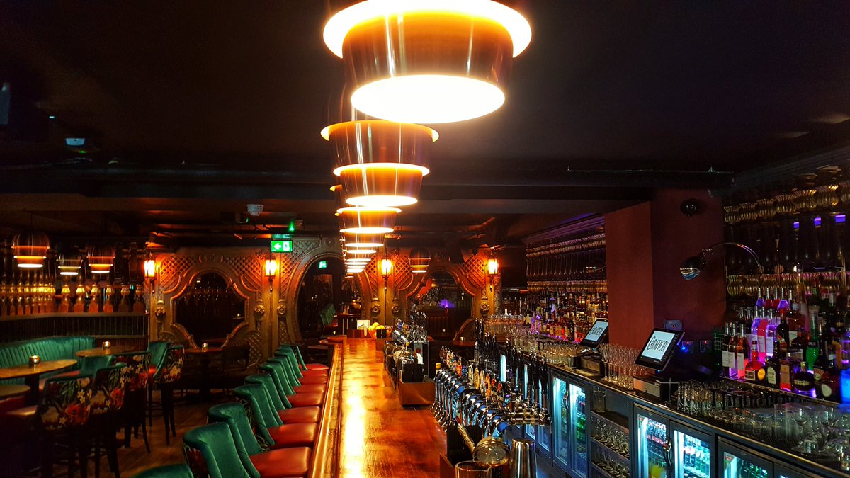 PubsofDub's tweet photo. One of the newest pubs on the block, Bartley's Bar in @grafton_hotel is a stylish addition to the #PubsOfDublin scene. 
Did you know that this bar is on the site of one of Dublin's original gay bars - Bartley Dunne's!? 🏳️‍🌈🍻 #PubFacts #PubPride #VisitDublin https://t.co/wgU93N0mTq