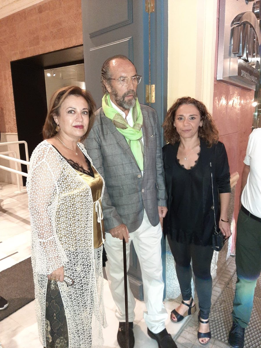 ayto_merida's tweet photo. Silvia Fernandez y Catalina Alarcon asisten en el MUBA a la inauguración de la exposición "Los sueños de una vida" de Miguel Angel Bedate. https://t.co/DnqkjpQ2Bf