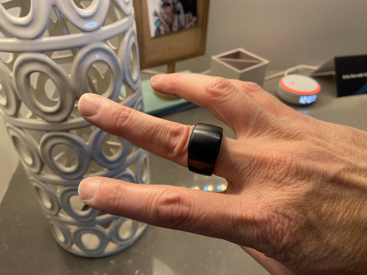 LanceUlanoff's tweet image. This is me wearing the new Amazon Echo Loop. #AmazonEvent