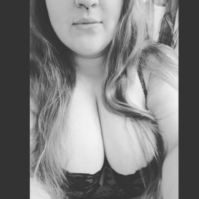 #NewProfilePic https://t.co/0vBSt8BxZ4<a href="/tag/newprofilepic"class="tags">#NewProfilePic</a>