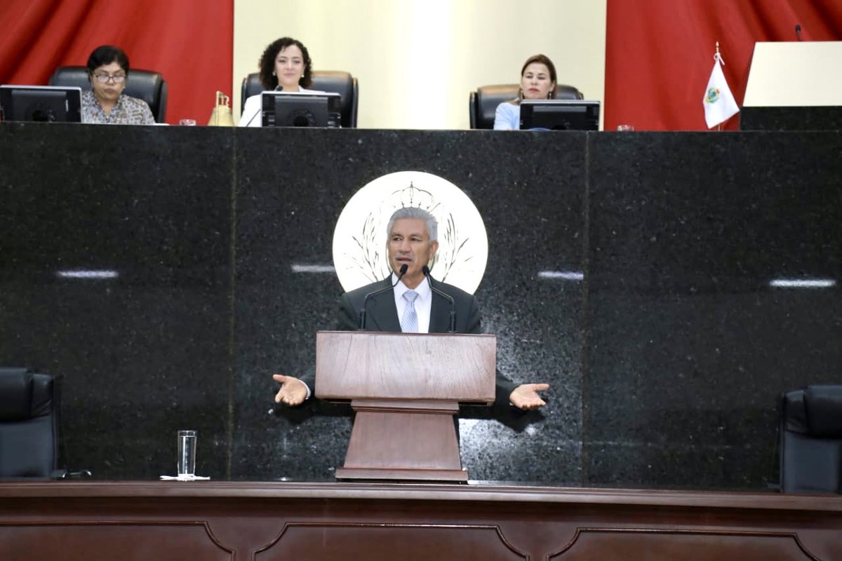 Punto de Acuerdo presentado por el dip <a href="/prof_fcoibarra/">Fco. Ibarra Jáquez</a> y los integrantes del #GPdelPRI, en el que emitió un exhorto a los legisladores federales para que pongan manos a la obra en la construcción del presupuesto de egresos del próximo año, favoreciendo al sector agropecuario.