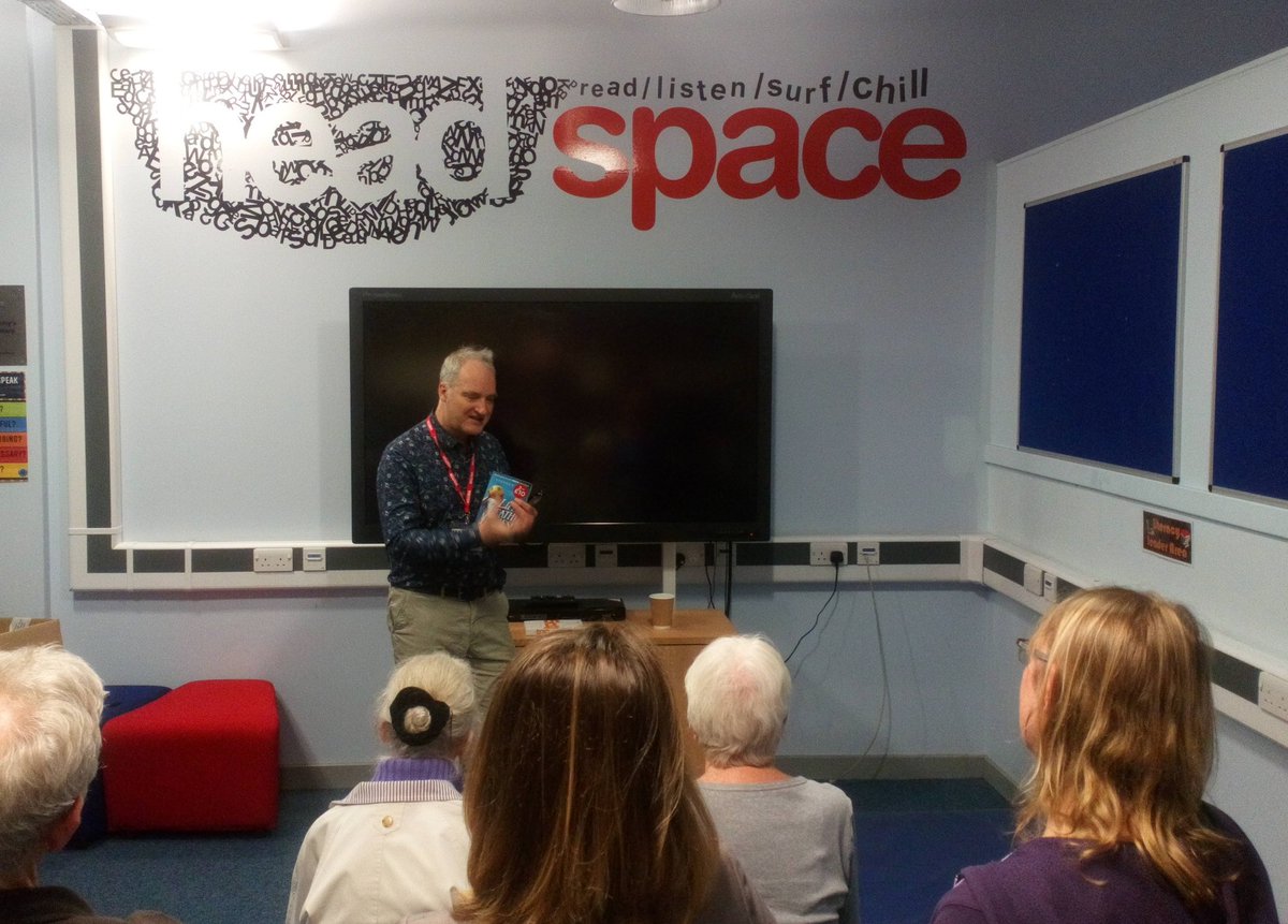 dixons_bk's tweet image. It&apos;s been a thought-provoking evening with @Stephen_May1 reading from his new book #WeDontDieOfLove, and talking about his writing, changes in society and what he plans to do next. Brooklands Library is a great venue! #manchesterlibraries #westwythenshawe #readmanchester