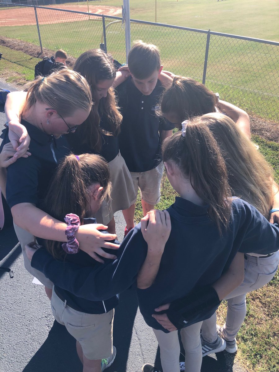 hcagawarriors's tweet photo. This morning our middle school and high school students gathered for a national prayer rally held at schools all over the country. βSee You At The Poleβ is a student led commitment to praying for our country, schools and its leaders. π #HCALife #WarriorWay https://t.co/T9KVUlvqZ5