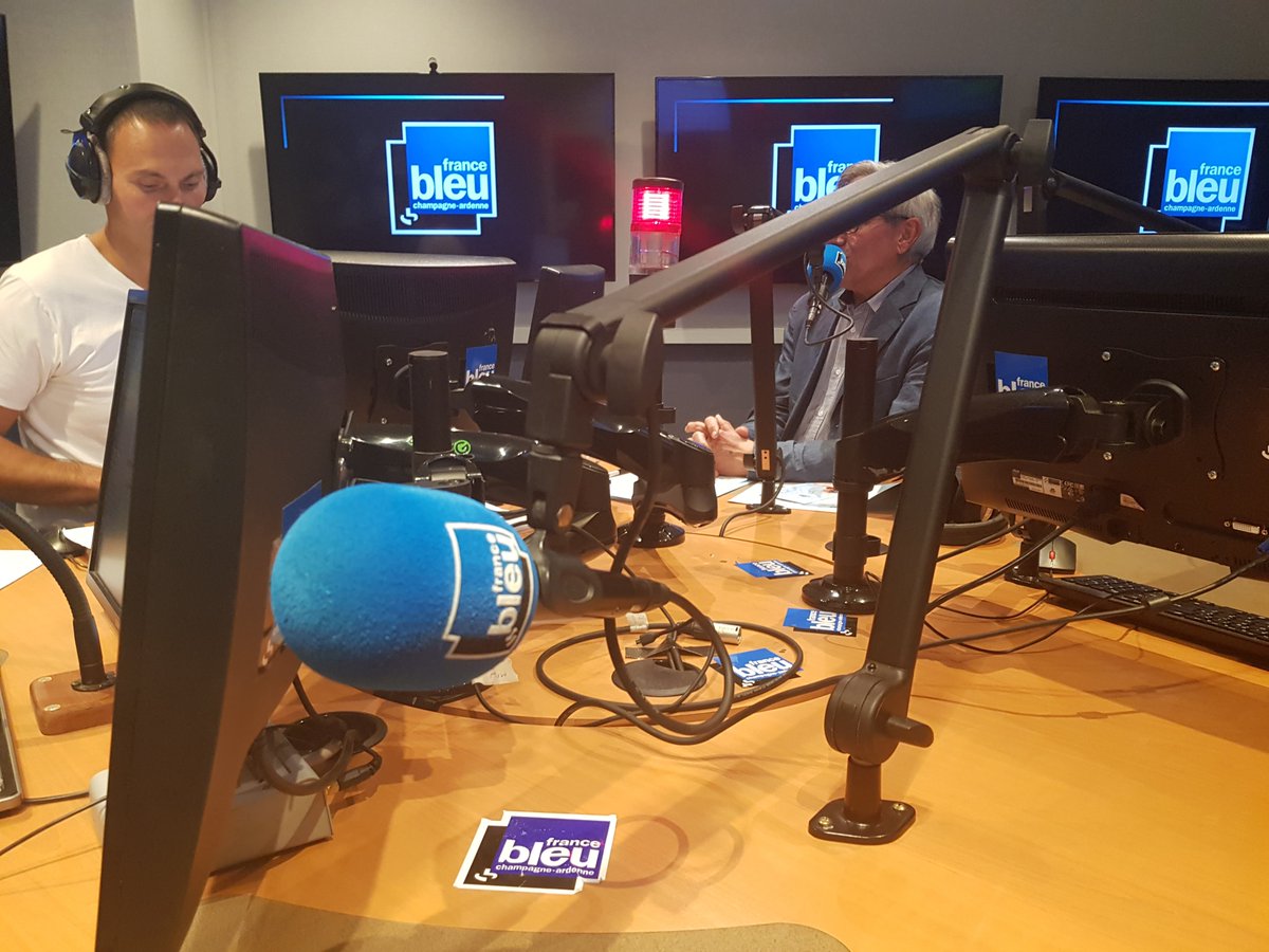 Excellent moment avec <a href="/oliviercattiaux/">Olivier Cattiaux</a> sur @fbleuchampagne ! :-)