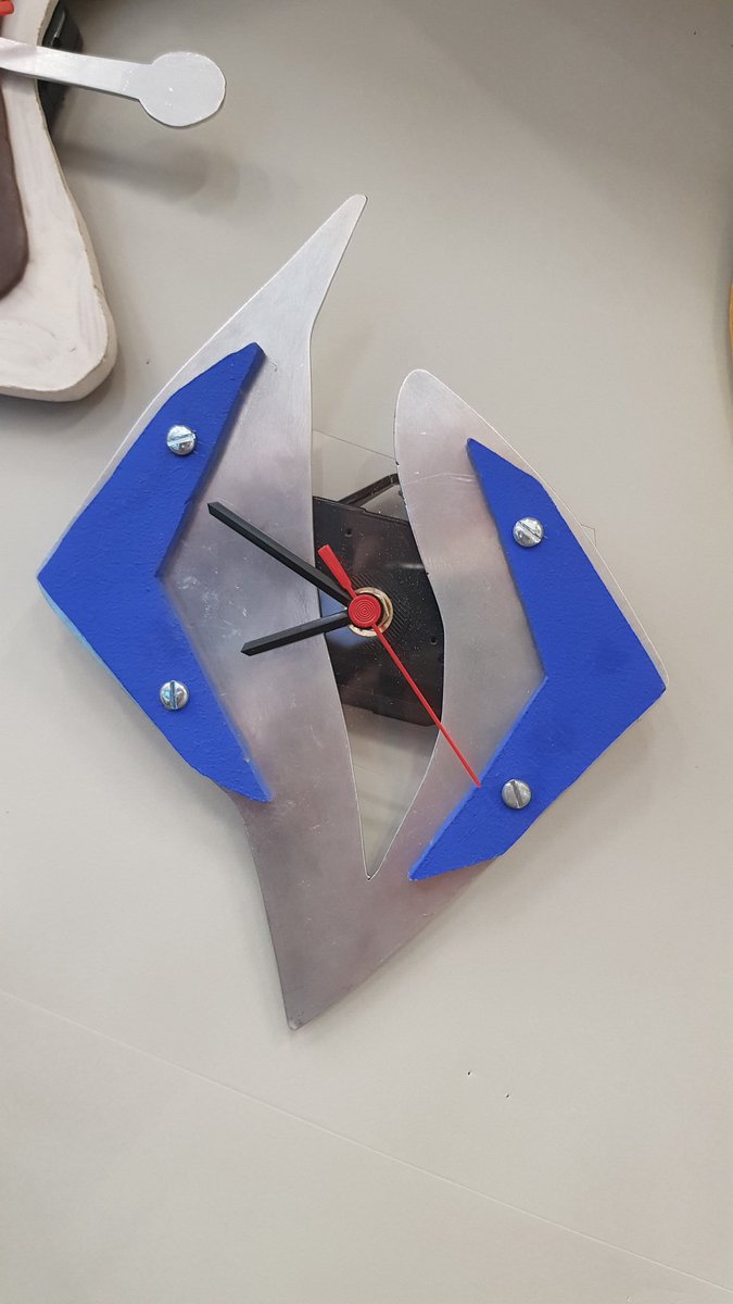 HoldernessAcad's tweet photo. Year 10 students have been busy designing and making their clocks for their GCSE. Awesome! https://t.co/bpbSJMIdQa