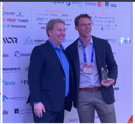 pinkalootech's tweet photo. Honored to be #BestofShow at #FinovateFall. Awesome experience at our first @Finovate event and amazing platform to share #ModernGiving and how to connect with customers/members around something they're deeply passionate about - their donations. https://t.co/aFIZ5bcn4z https://t.co/8H4Gzpu7l4