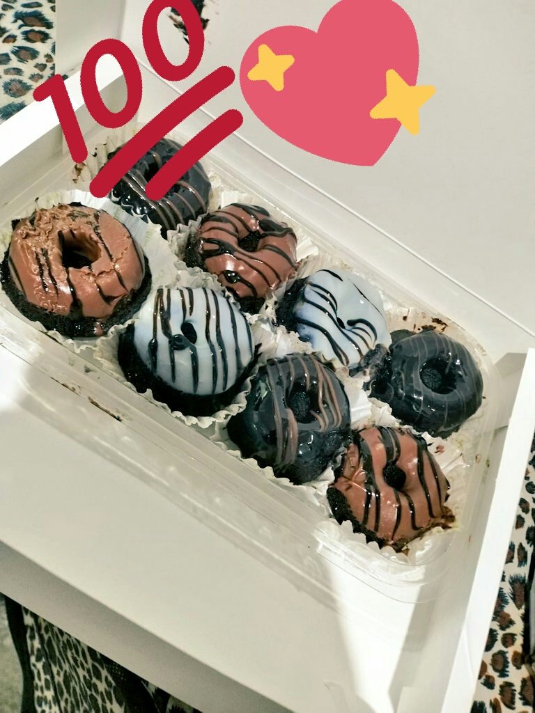 goo_is_here's tweet photo. حد عنده صاحبة قمر تفتكرها يوم الفري كدا 😂😂❤❤❤
@raniamustafaa https://t.co/aJugWaBjJk