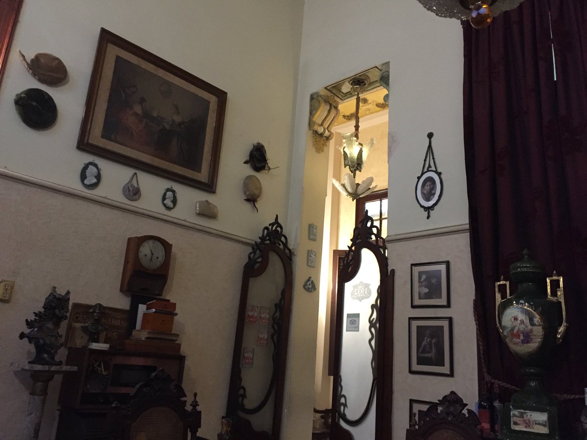 Casa1932's tweet photo. If you visit Havana, you must visit us at Campanario 63 !!!
#Habana500 #Casa1932.
SI visita la Habana, debe visitarnos en Campanario 63!!!
#Habana500 #Casa1932 https://t.co/hnKmjPwqZo