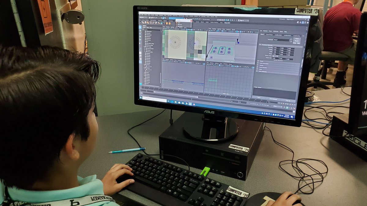 Mojo_Animation's tweet image. Students working on architectural projects @CTE_ECISD @ECISD_FineArts @EctorCountyISD @permian_arts @high_permian @EdTech_K12 @TechyJD @dannygex1 #futureAnimators #TEAMECISD