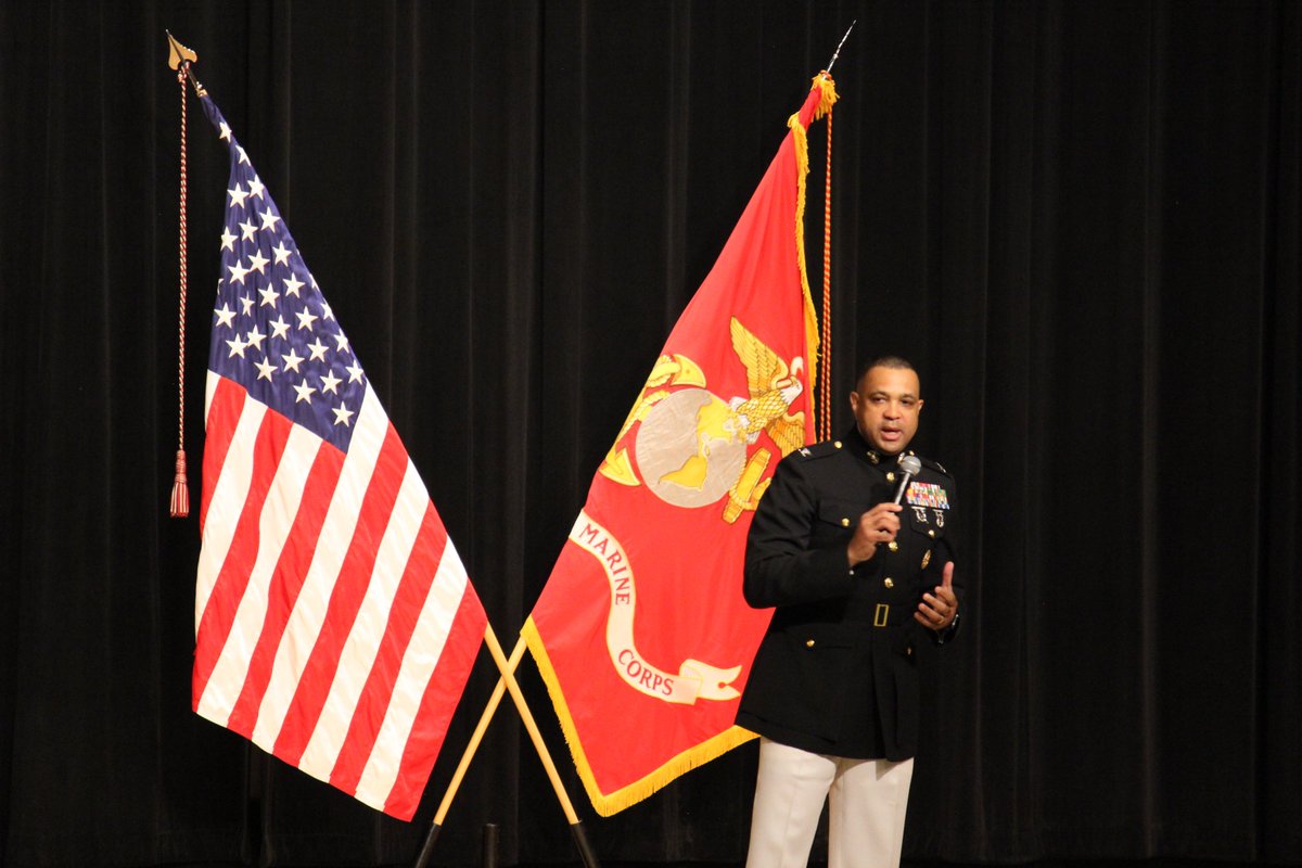 TheBasicSchool's tweet photo. Congratulations to Charlie Company 3-19 on graduating from The Basic School! Best of luck out in the fleet! #SemperFi #USMC #Marines #TheBasicSchool #TBS #CharlieCo https://t.co/XShd7bscvc