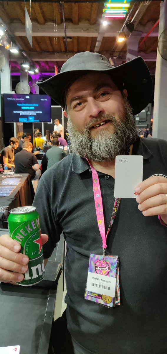 ajolo's tweet photo. #eko15 #SprintBreak https://t.co/PPFsoEAGVd