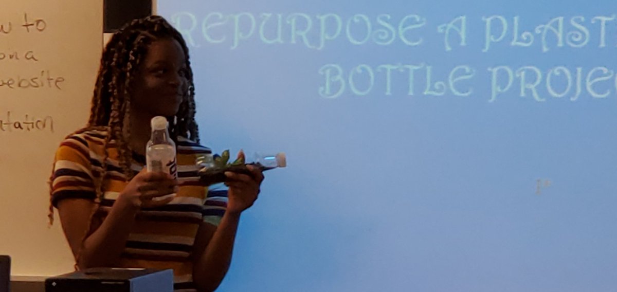 Wait! Dont throw that plastic bottle away. It can be repurposed. My Ss can show you how. Check out a repurposed broom, phone charger, pencil pouch, and planter
@pghs_spartans @JEFCOCareerTech @JEFCOED #Recycle #PlasticWasteFree #Entrepreneurship