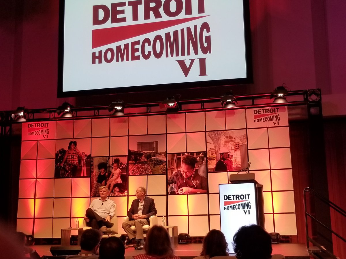 ROMoxieMa's tweet photo. #DetroitHomecoming featuring @SteveCase @RiseOfRest who just called out the ex-pats in the room to DO SOMETHING! #BringIt #Detroit https://t.co/aFinxF4A5W