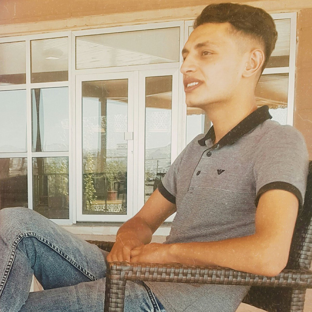 İyi bir insan olmak karakter meselesidir. İyi bir insana denk gelmek ise tamamen nasip..