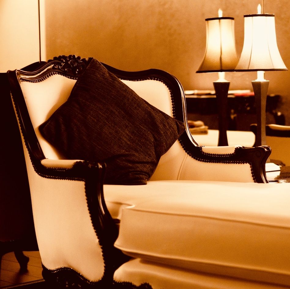 vincenthotel's tweet photo. Relax and revitalise in total luxury at our in-house spa House of Evelyn!

We have a range of treatments on offer to suit everyone! Call 01704 883 800 to book your appointment or to find out more about our spa packages 🧖‍♀️💅🏨 https://t.co/O4Ux2NS45e