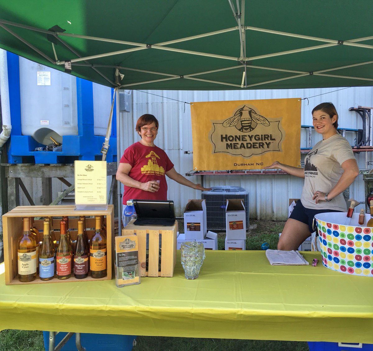 NC_Meads's tweet photo. So excited for the annual Mead Fest this Saturday at @StarrlightMead with special guest @HoneygirlMead!!
#ncmead #mead #moremead #meadfest #pittsboronc #meadday #honeywateryeast #festival #fallfestival #cheers #winewednesday #honeywine #honey #buzz #beedifferent #drinkdifferent https://t.co/fddwCY0oOj
