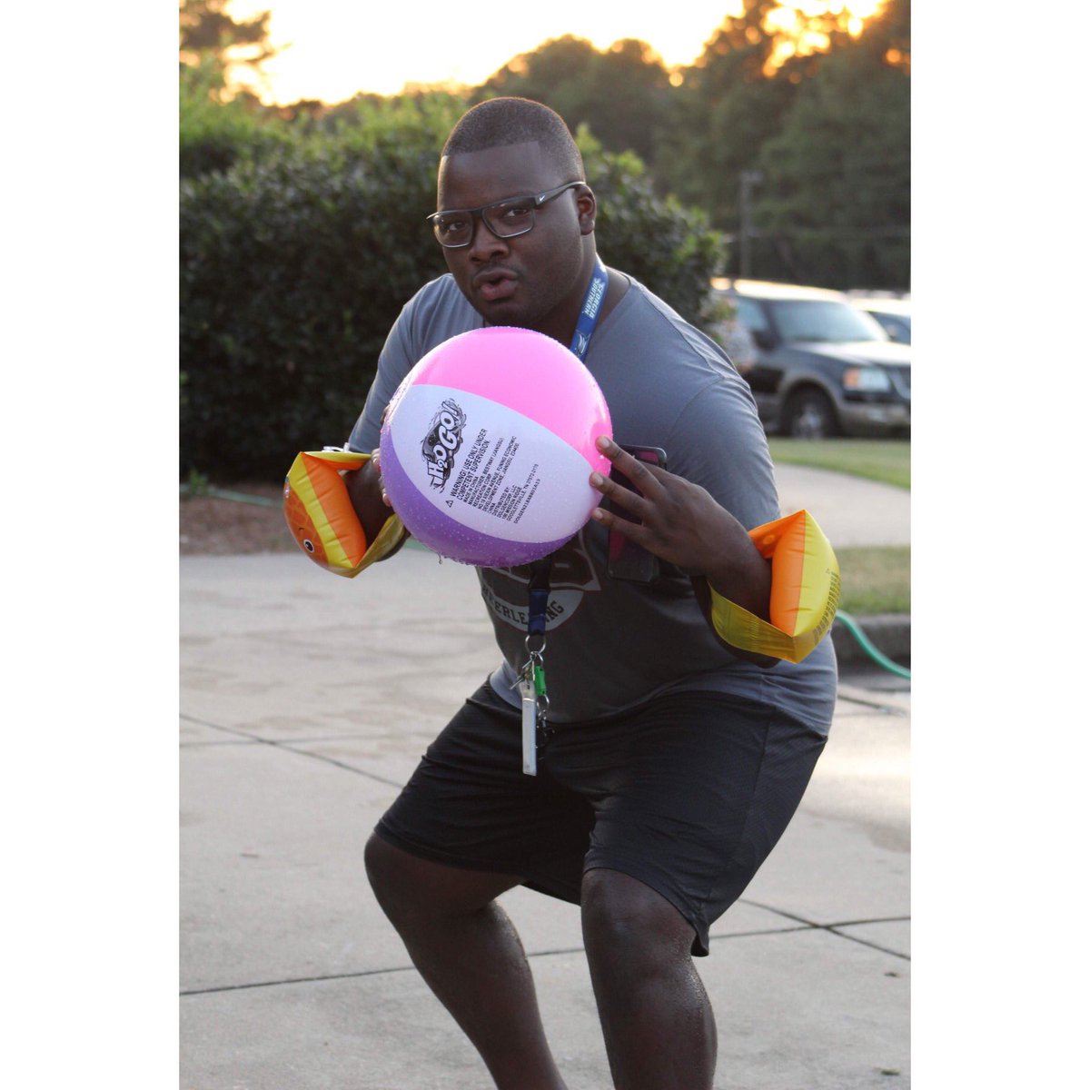 MrQLadson's tweet photo. Quentin Ladson- The #CEO of #LadsonsLearningLounge
Parent Night was a success! I got to get in the dunk tank. I’m not sure why my current and former students were so excited to dunk me?! 😅 It was a fun time at Westside Middle! @wmshuskypride https://t.co/vqS98CmW1f