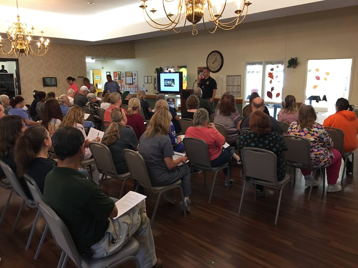 ClayCountyMO_EM's tweet photo. Captain @WillAkin_ is spending time with the staff at New Mark Care Center discussing situational and intruder awareness.
Thank you to the staff for the commitment to #BePrepared_ and #BeAware for themselves and the residents. https://t.co/p5H2uQASa7