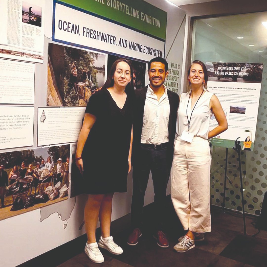 ReforestamosMx's tweet photo. Los jóvenes se hacen presentes en @Nature4Climate #NYC para promover las soluciones basadas en la naturaleza e inspiran a que jóvenes de todo el mundo se unan al movimiento @Y4Nature #ClimateAction #NaturesClimateHub 

#MejoresBosques https://t.co/UaFGgPxFhz