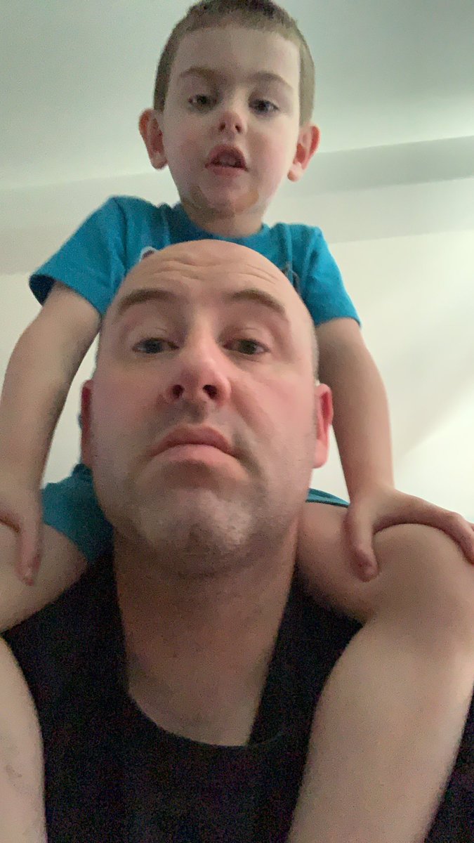 I was attacked while tweeting #dad #attackofthetoddler