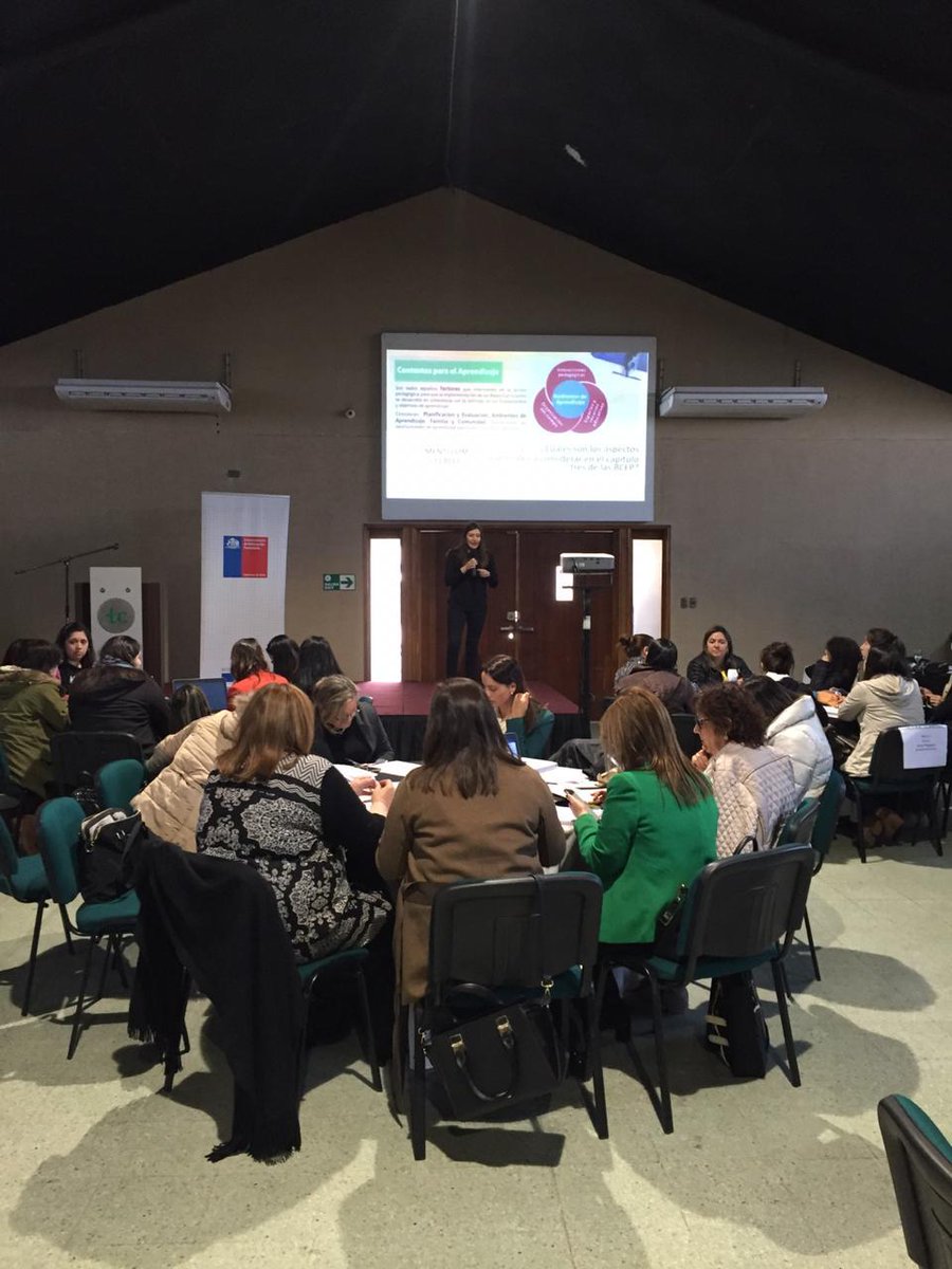 SubEducParv's tweet photo. Difundir los nuevos referentes curriculares en todo el país, es una tarea en la que siempre trabajamos. Por eso, hoy en el #Maule desarrollamos una nueva jornada con las profesionales de la región, en educación parvularia #BCEP #MBE_EP, gracias por acompañarnos 👍🏽 https://t.co/6akqacKRwv