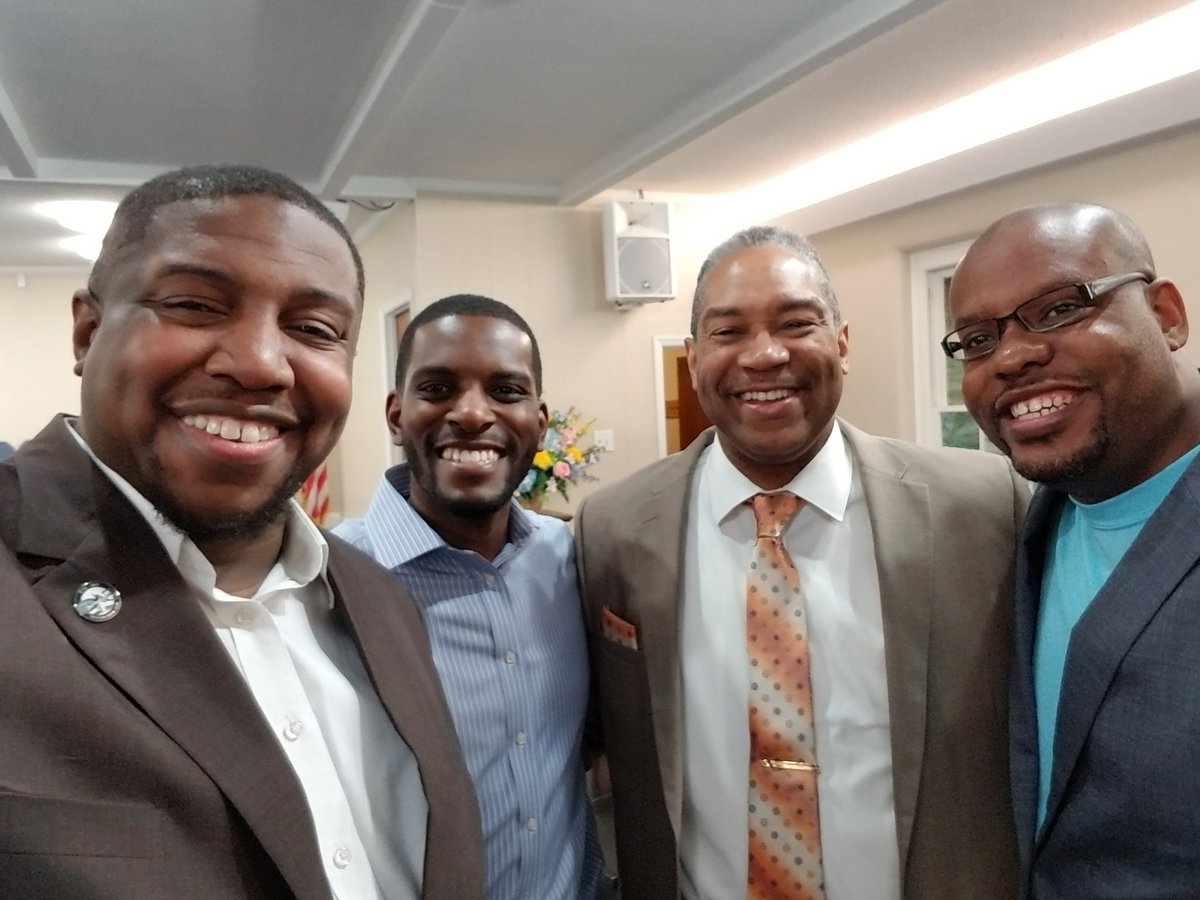 PastorDonovan's tweet photo. My colleagues came out to support the revival last night. Ministry is better when pastors work together! #SACteam #grateful https://t.co/N92LFXLRft