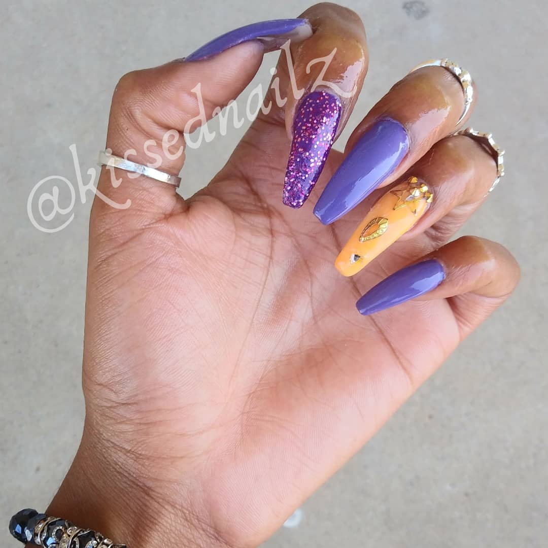 💜💜💜💜Purple / Pumpkin / Paradise 🎃🍂🍁🍂🎃 #Chinchilla #TurnUpTheHeat #GlamNGlitz #Explorepage #Dallasnails #Duncanvillenails #Irvingnails #Fallnails #Lookbook #LikesForLikes #Fashion #Shape #Polish #SculptedAcrylic #Acrylicpowder #SkyNails #Kissednailz