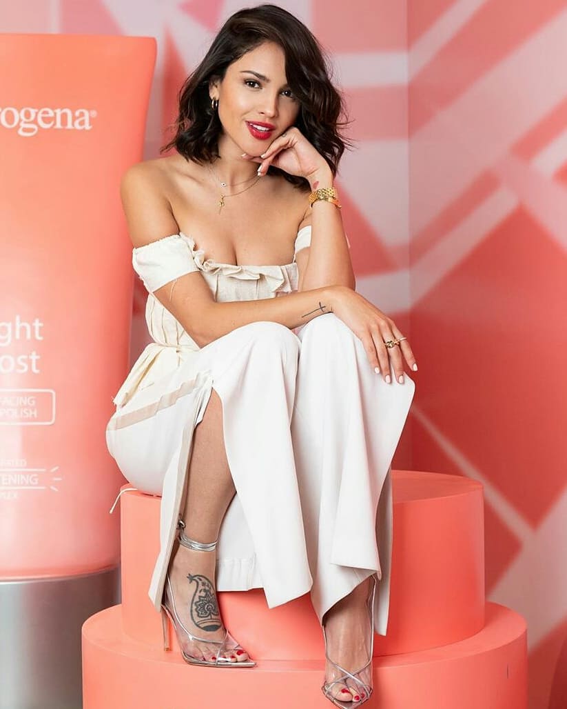 Seizaticas's tweet photo. "@eizamusica : Loved speaking all things ‘Skin Sins’ at the launch of the Neutrogena Bright Boost collection in NYC today!
neutrogena #BrightBoost #SkinSinsForgiven https://t.co/3Aed9ahHbI"
#EizaGonzalez 😍💥💥 https://t.co/VJnFO0Auxg