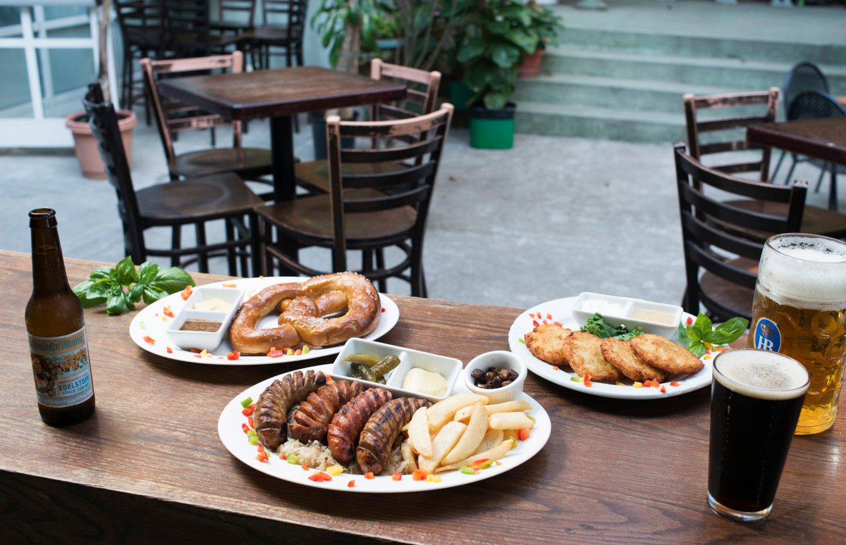 bkbiergarten's tweet photo. The Beers will be flowing and the Brats will be roasting this Saturday during our #Oktoberfest event. Come by from 5-9pm for live music, contests, food and drink specials and a glorious celebration. 

Check out our event page for more details https://t.co/agRK50XvYY https://t.co/pUF4SLdHMG