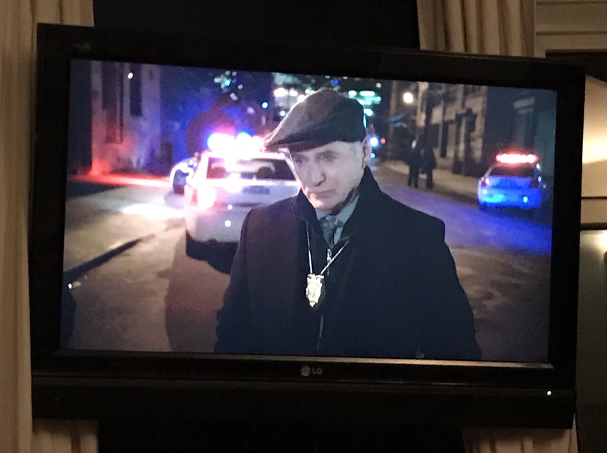 drclaireocall's tweet photo. Can someone explain Aidan Quinn’s hat in #Elementary to me please? I’m not sure this look is working, especially with the police badge/medallion accessory...🤷🏼‍♀️👀#CaptainGregson #sherlockholmes https://t.co/eOEADkcSKC